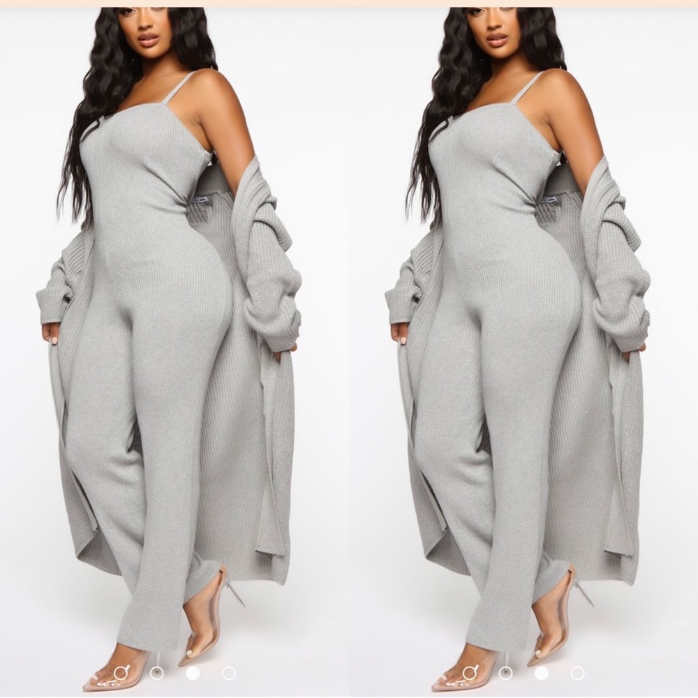**NWT**FASHION NOVA: Sweater Jumpsuit